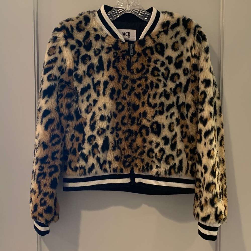 NWOT Jack by BB Dakota Leopard Faux Fur Bomber: Sm - Picture 2 of 5